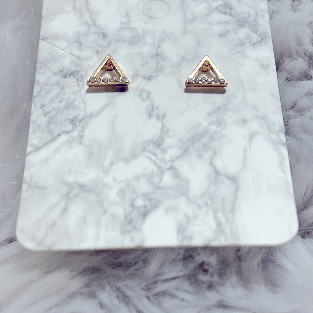Earrings/Studs - Picture 3 of 3